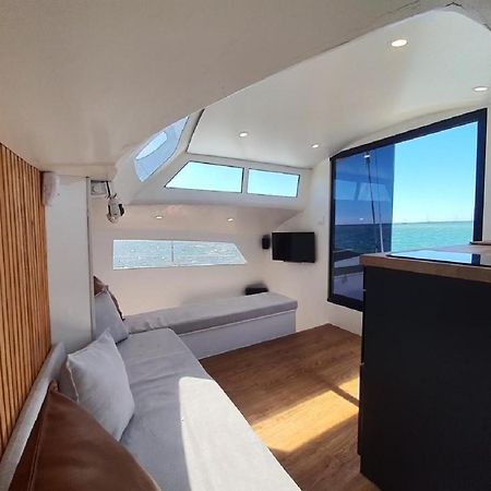 Готель Barco Casa Catamara Sleepandboat Фару Екстер'єр фото