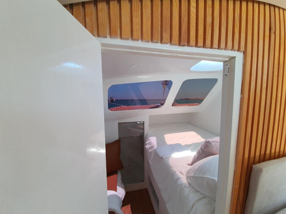 Готель Barco Casa Catamara Sleepandboat Фару Екстер'єр фото