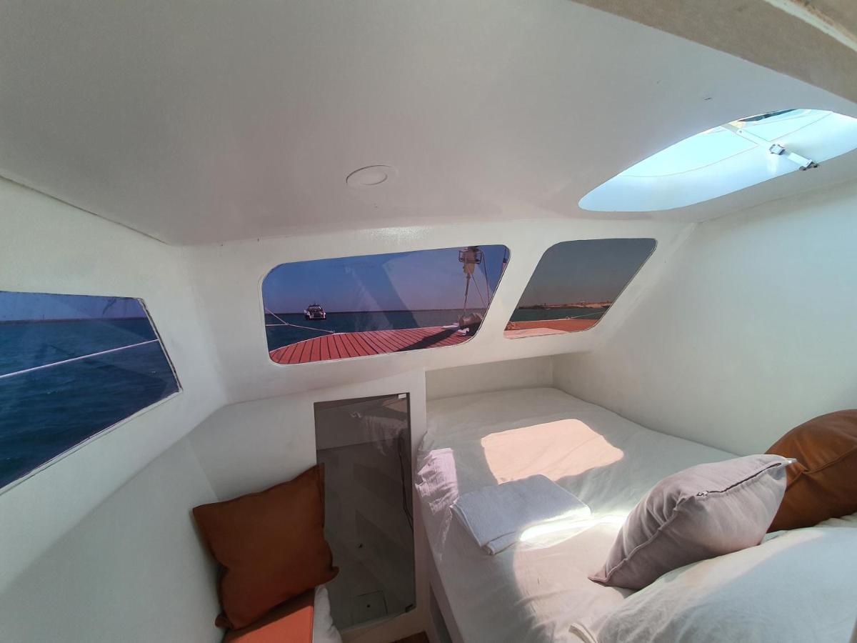 Готель Barco Casa Catamara Sleepandboat Фару Екстер'єр фото